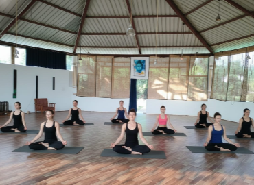200 hour yoga-teacher training course in Rishikesh india